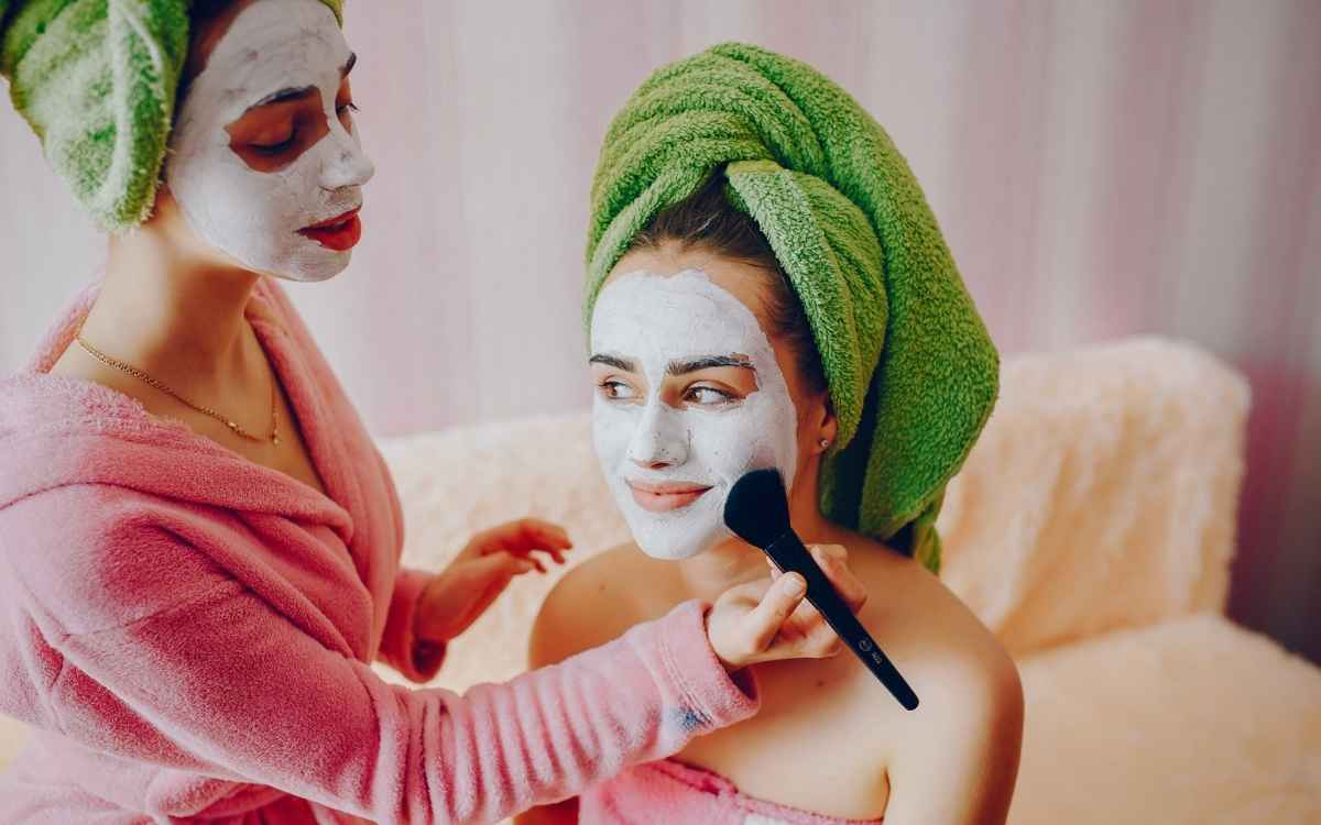 Bridal skin prep in Mohali: A 3-month treatment timeline before your wedding